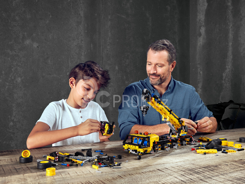 LEGO Technic - Pojízdný jeřáb