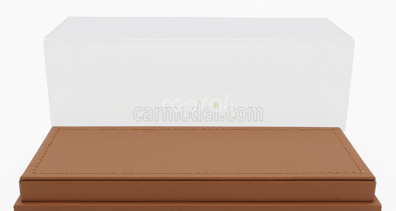 Luxbox Vetrina display box Base In Ecopelle Beige - Synthetic Leather Base Beige - Lungh.lenght 16.5 Cm  X Largh.width 7.4 Cm X Alt.height 6.6 Cm (altezza Interna Cm 5.1) 1:43 Beige