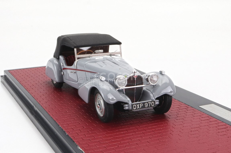 Matrix scale models Bugatti T57sc Roadster Vanden Plas Closed 1938 1:43 Šedá Černá