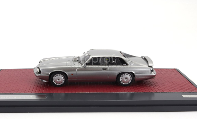 Matrix scale models Jaguar Xjr-s 1993 1:43 Silver