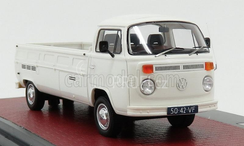 Matrix scale models Volkswagen T2 Kemperink Special Pick-up Lwb 1976 1:43 Bílá