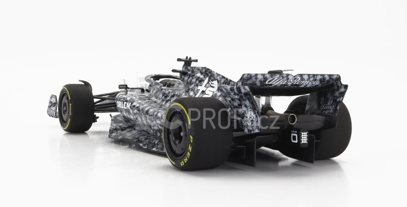 Minichamps Alfa romeo F1  C42 Team Orlen Racing N 24 Test Barcelona 2022 Guanyu Zhou 1:18 Camouflage