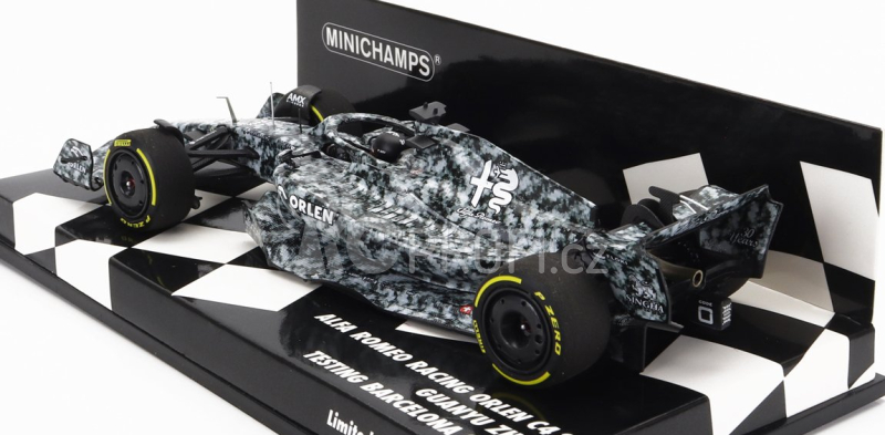 Minichamps Alfa romeo F1  C42 Team Orlen Racing N 24 Test Barcelona 2022 Guanyu Zhou 1:43 Bílá