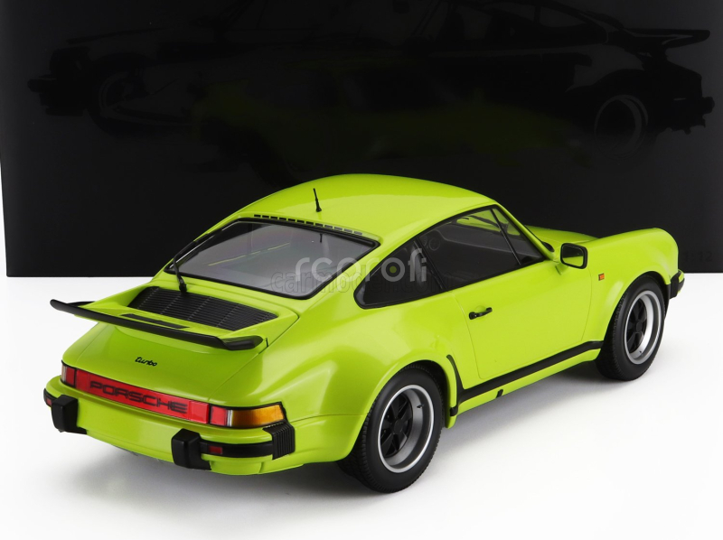 Minichamps Porsche 911 930 3.0l Turbo Coupe 1977 1:12 Acid Green