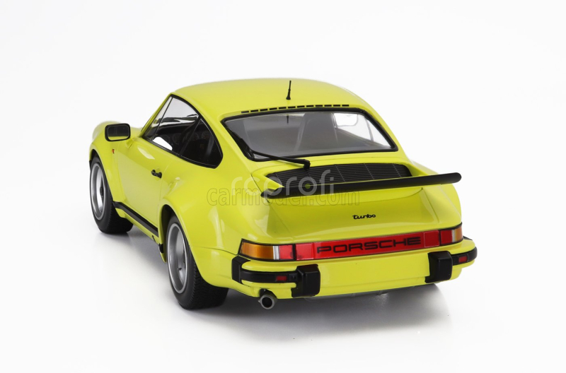 Minichamps Porsche 911 930 3.0l Turbo Coupe 1977 1:12 Světle Žlutá