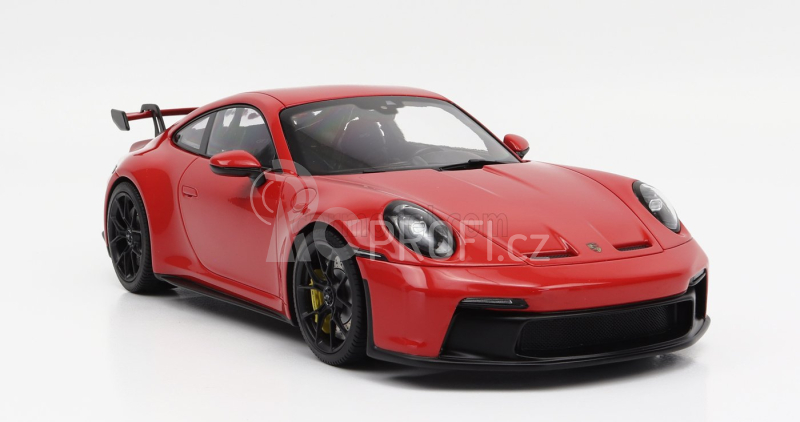 Minichamps Porsche 911 992 Gt3 Touring Coupe 2022 1:18 Strážci Červená