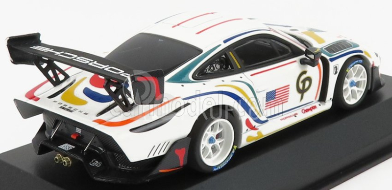 Minichamps Porsche 935/19 Base Gt2 Rs Champion 2019 1:43 Bílá