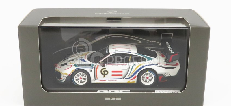 Minichamps Porsche 935/19 Base Gt2 Rs Champion 2019 1:43 Bílá