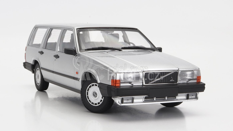 Minichamps Volvo 740gl Sw Station Wagon 1986 1:18 Silver