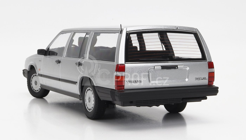 Minichamps Volvo 740gl Sw Station Wagon 1986 1:18 Silver