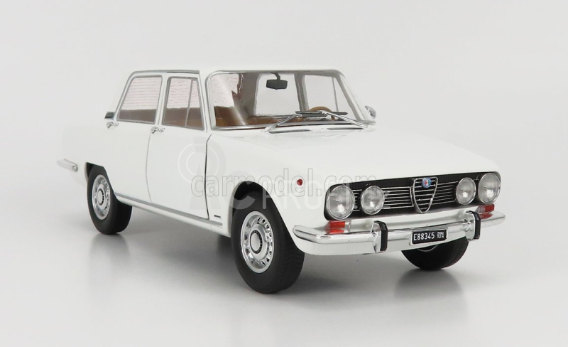 Mitica-diecast Alfa romeo 1750 Berlina 2-series 1969 1:18 Bílá