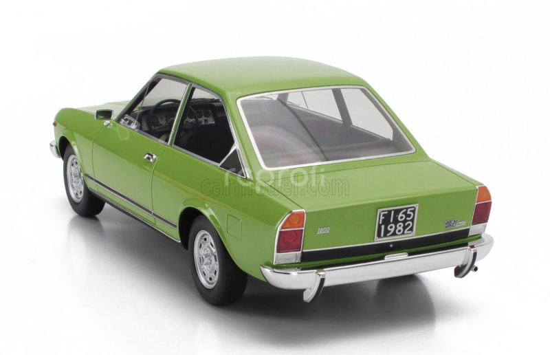 Mitica Fiat Fiat 124 Sport Coupe Serie-3 1974 1:18 Verde Brillante 374 Zelená