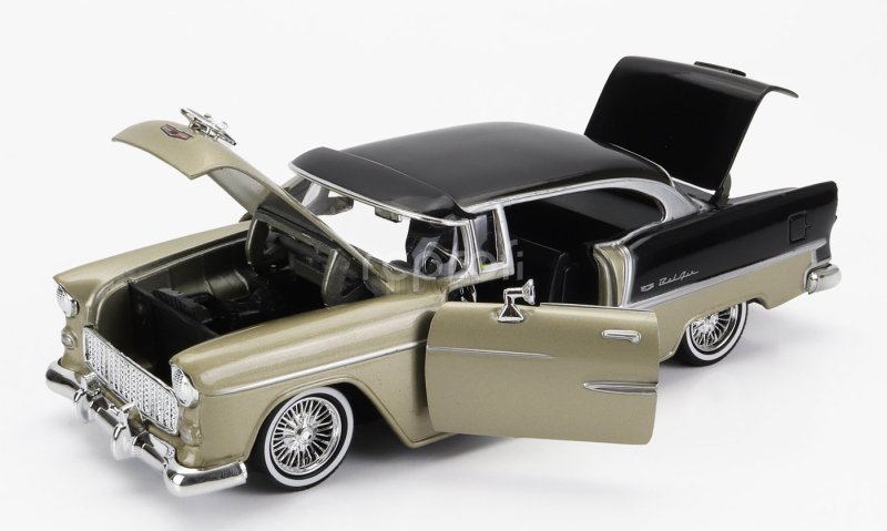 Motor-max Chevrolet Bel Air 1955 1:24 Zlatá Černá