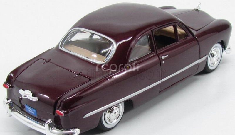 Motor-max Ford usa Coupe 1949 1:24 Burgundy