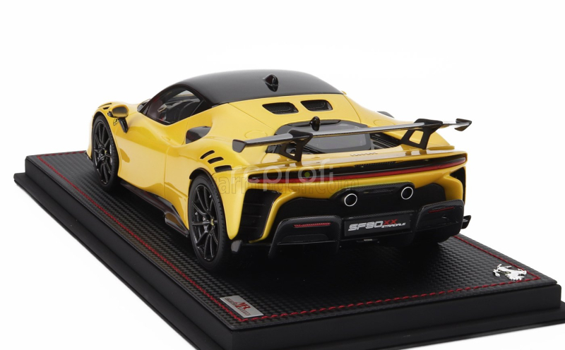 Mr-models Ferrari Sf90 Xx Stradale 2024 - Con Vetrina - With Showcase 1:18 Giallo Tristrato - Žlutá S Černou