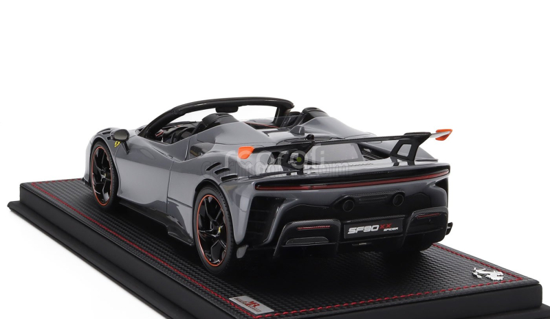 Mr-models Ferrari Sf90 Xx Stradale Spider 2024 - Con Vetrina - With Showcase 1:18 Grigio Nardo - Šedá Oranžová Černá