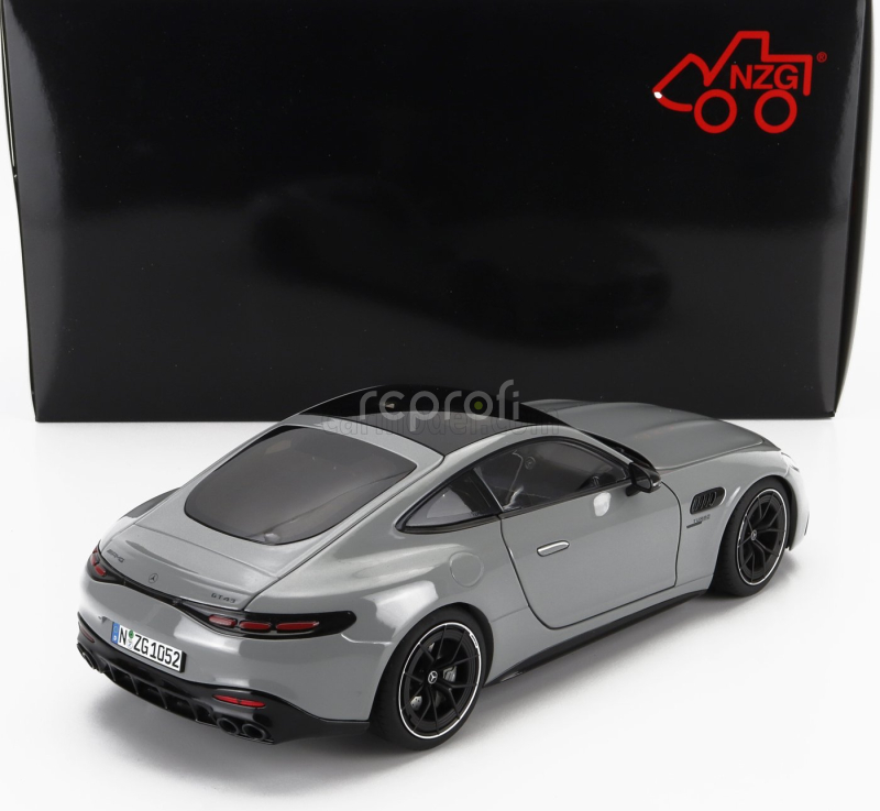 Nzg Mercedes benz Amg Gt43 (c192) 2024 1:18 Šedá Černá