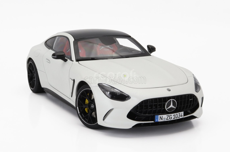 Nzg Mercedes benz Amg Gt63 (c192) 4-matic 2024 1:18 Opalith White