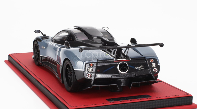 Peako Pagani Zonda 764 Passione 2014 1:18 Modrá Šedá Met... Karbonová Černá