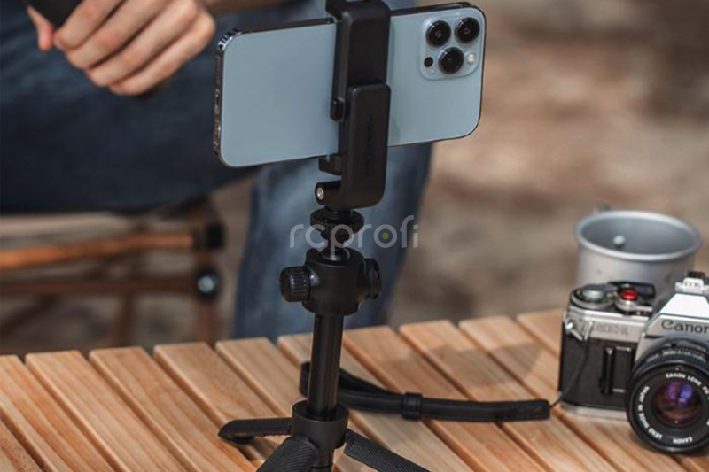 PGYTECH Phone Extension Pole Tripod Set (P-GM-219)