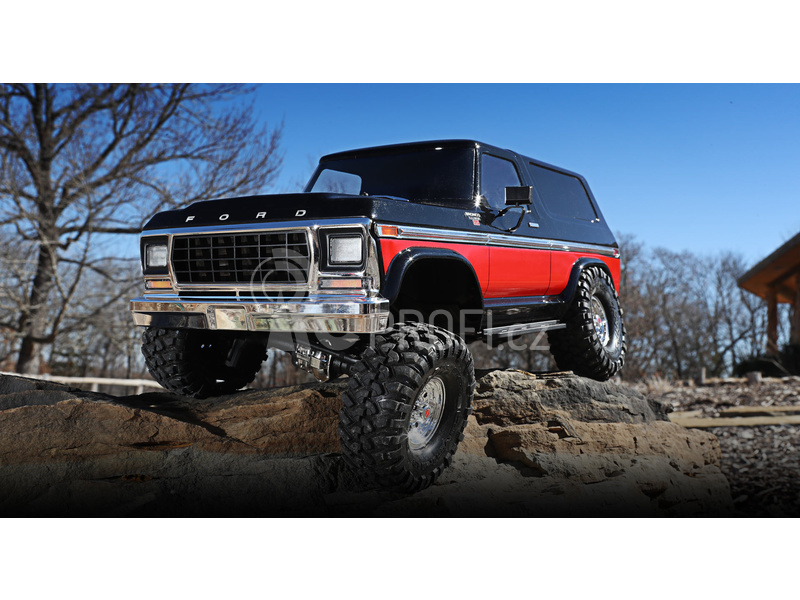 RC auto Traxxas TRX-4 Ford Bronco 1:10 TQi, červená