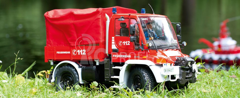 RC Unimog hasiči, červená