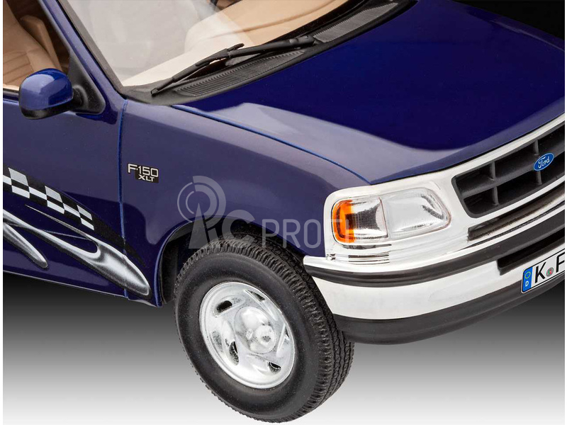 Revell Ford F-150 XLT 1997 (1:25) (sada)