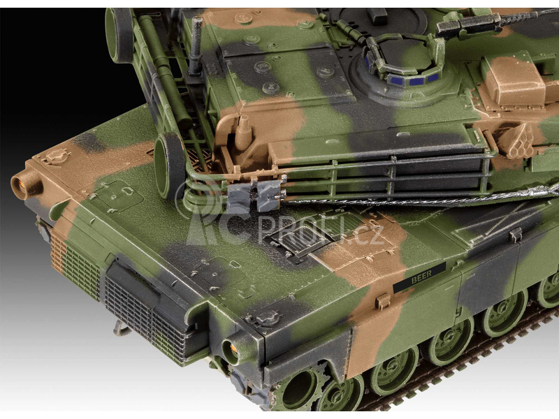 Revell M1A2 Abrams (1:72)