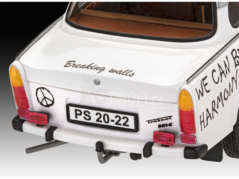 Revell Trabant 601S (1:24) (sada)