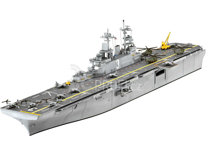 Revell USS WASP CLASS Assault Carrier (1:700)