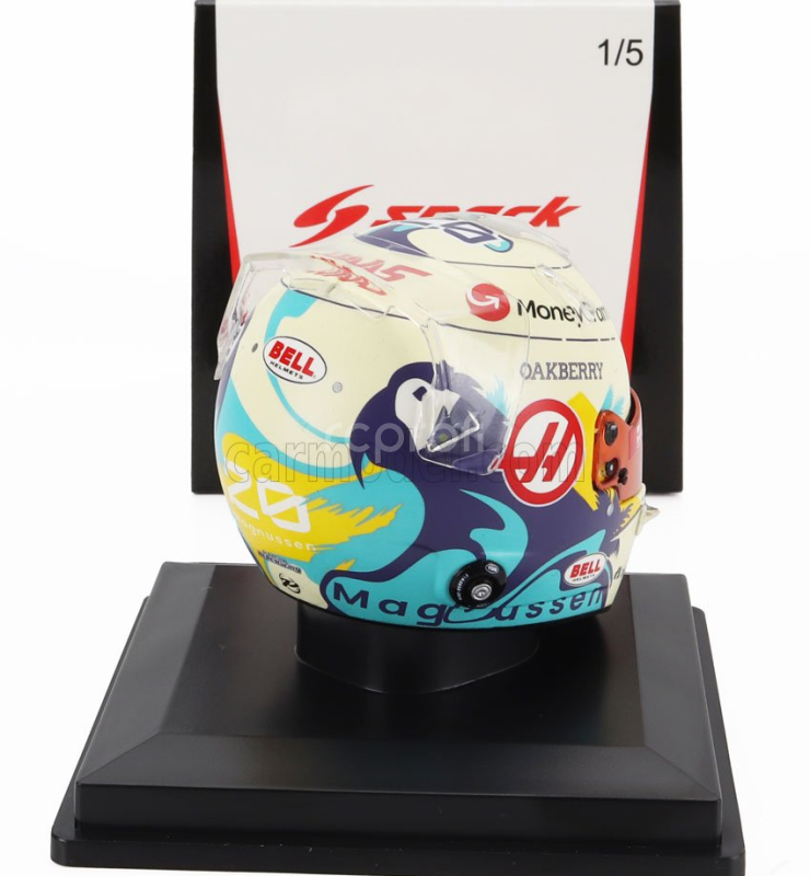 Spark-model Bell helmet Casco Helmet F1 Kevin Magnussen Team Moneygram Haas N 20 Season 2024 1:5 Bílá Černá