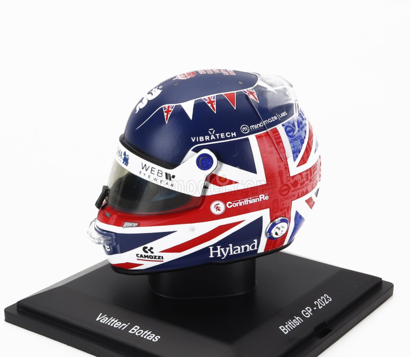 Spark-model Bell helmet F1  Casco Helmet Alfa Romeo C43 Team Stake N 77 British Gp 2023 Valtteri Bottas 1:5 Modrá Červená Bílá