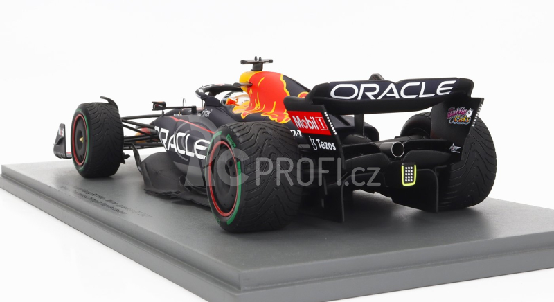 Spark-model Red bull F1  Rb18 Team Oracle Red Bull Racing N 1 Winner Japan Gp With Pit Board World Champion 2022 Max Verstappen 1:18 Matná Modrá Žlutá Červená