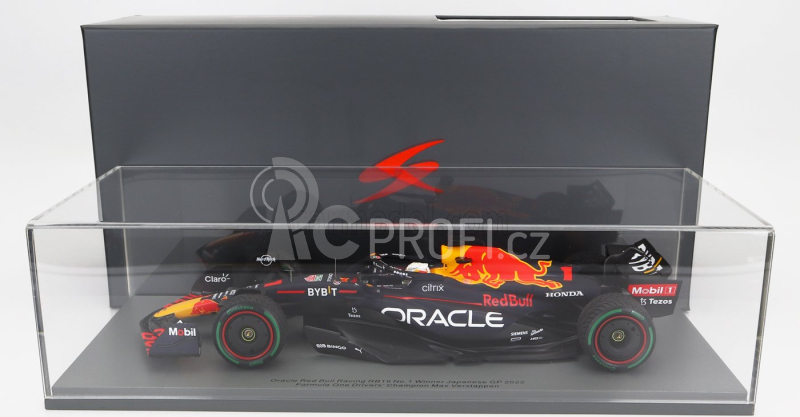 Spark-model Red bull F1  Rb18 Team Oracle Red Bull Racing N 1 Winner Japan Gp With Pit Board World Champion 2022 Max Verstappen 1:18 Matná Modrá Žlutá Červená