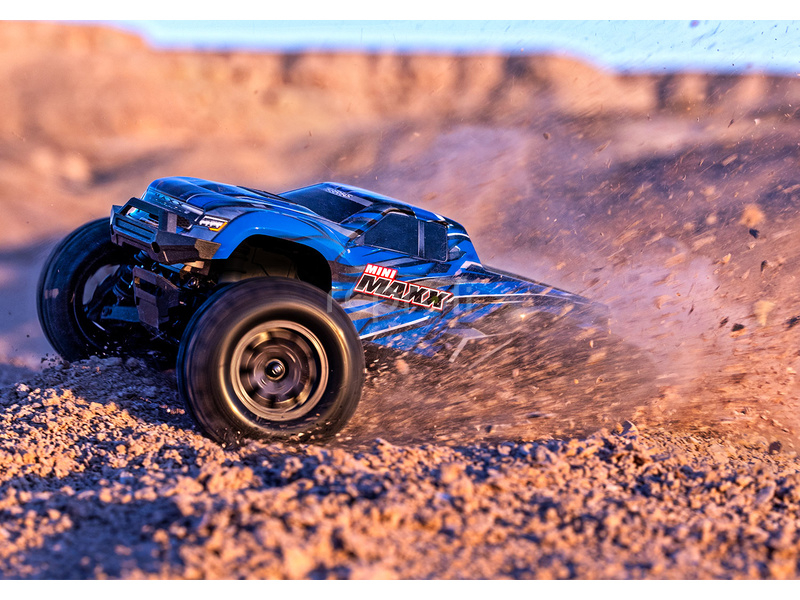 RC auto Traxxas Mini Maxx 1:12 BL-2s RTR, černá