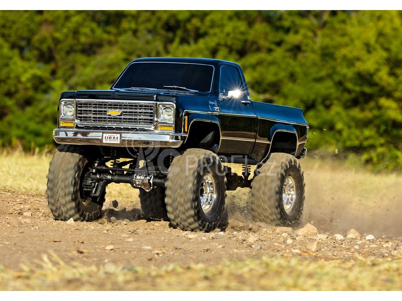 RC auto Traxxas TRX-4 Chevrolet K10 1979 TQi 1:10 RTR, černá