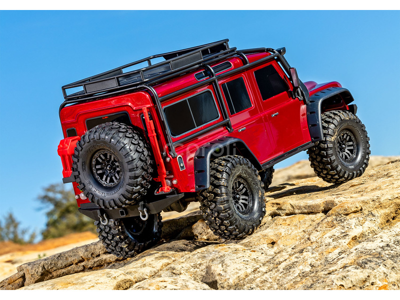 Traxxas TRX-4 Land Rover Defender 1:10 RTR červený