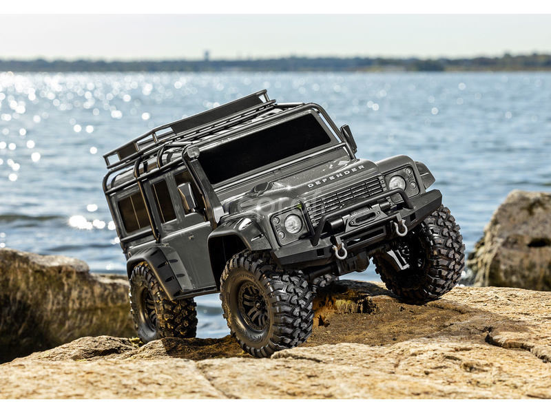 Traxxas TRX-4 Land Rover Defender 1:10 RTR stříbrný