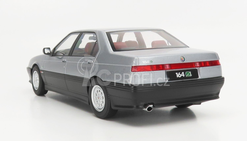 Triple9 Alfa romeo 164 Q4 1994 - Dark Red Interior 1:18 Silver Grey