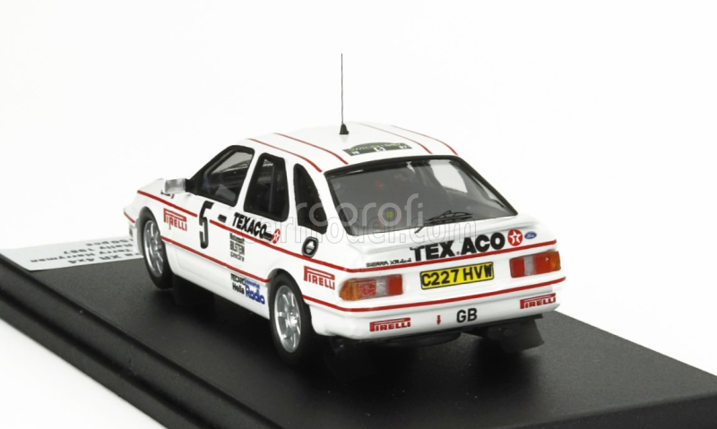 Trofeu Ford england Sierra Xr 4x4 N 5 Rally Sweden 1987 Kalle Grundel - Terry Harryman 1:43 Bílá Červená