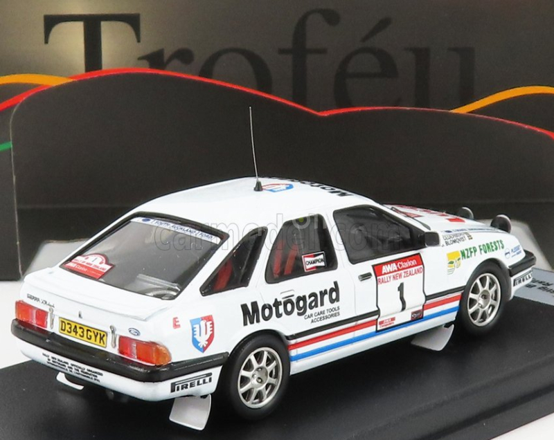 Trofeu Ford england Sierra Xr 4x4 (night Version) N 1 Rally New Zealand 1987 S.blomqvist - B.cederberg 1:43 Bílá