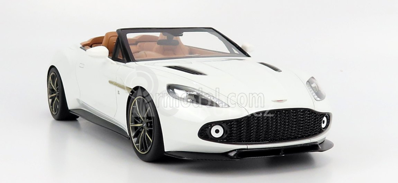 Truescale Aston martin Vanquish Zagato Volante 2017 1:18 Bílá