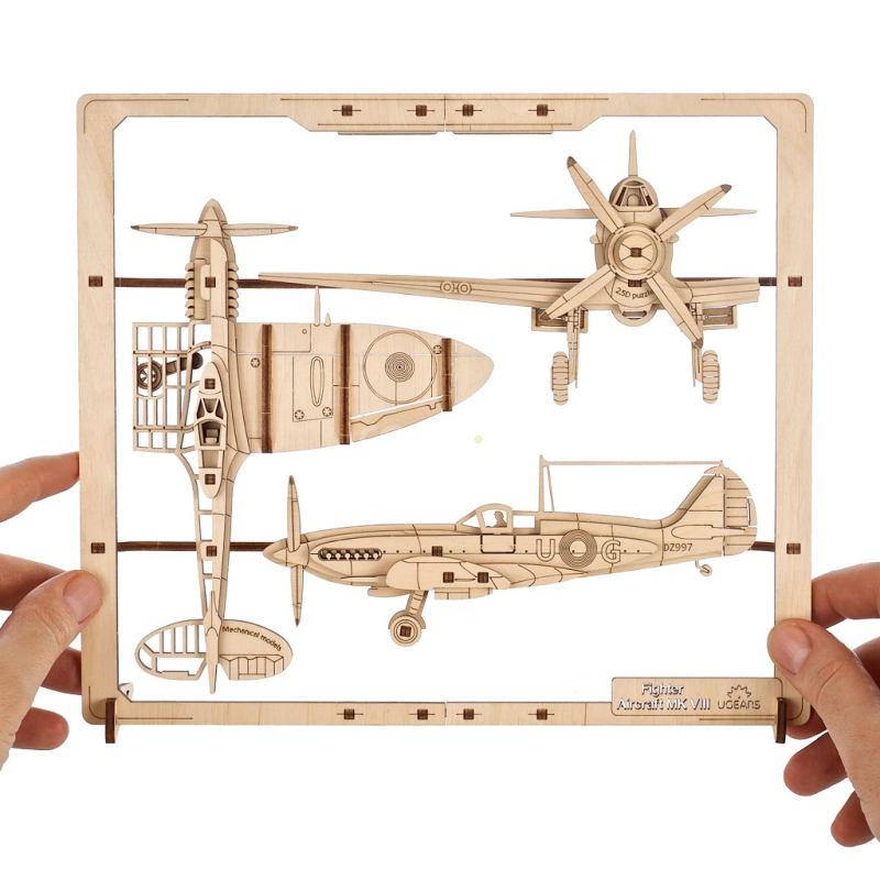 Ugears 2.5D dřevěné mechanické puzzle Stíhací letadlo