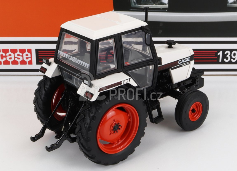 Universal hobbies Case-ih 1934 2wd Tractor 1986 1:32 Bílá Černá