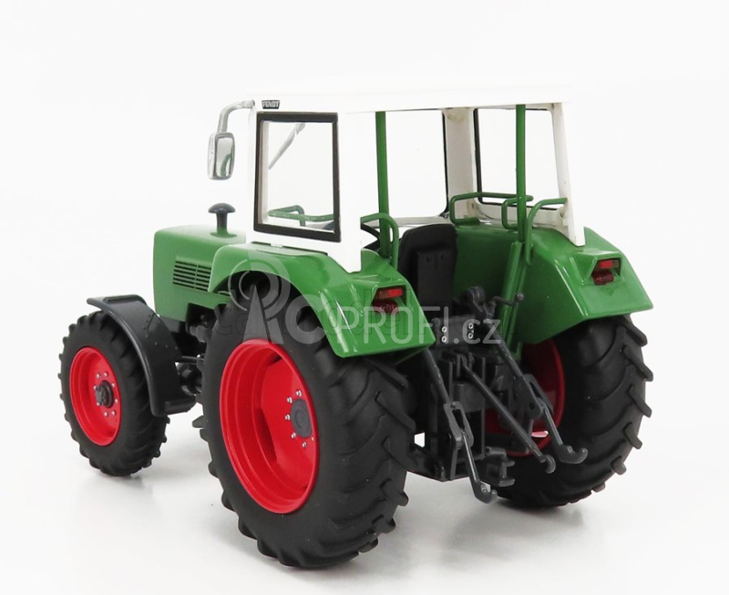 Universal hobbies Fendt Farmer 106s 4wd Tractor 1980 1:32 Zelená Bílá