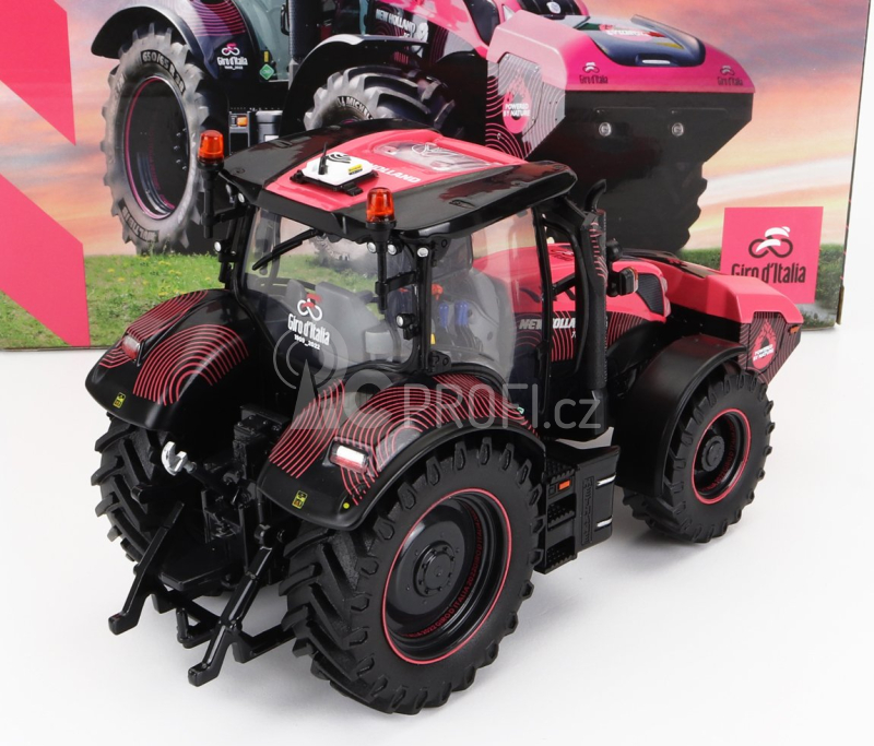 Universal hobbies New holland T6.180 Tractor Methane Power 2022 - Giro D'italia Livery 1:32 Pink Black