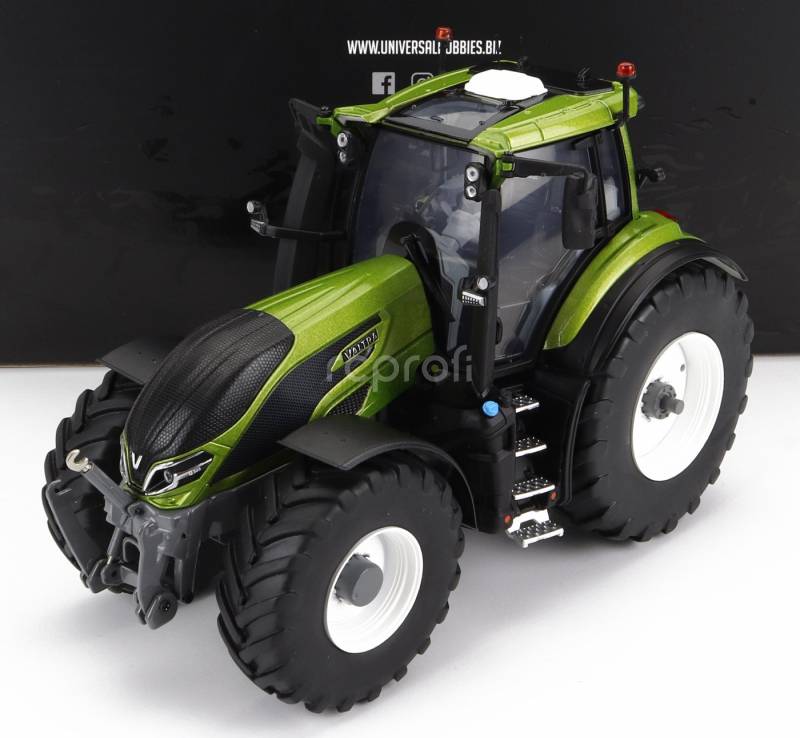 Universal hobbies Valtra Q305 Tractor 2018 1:32 Green Met