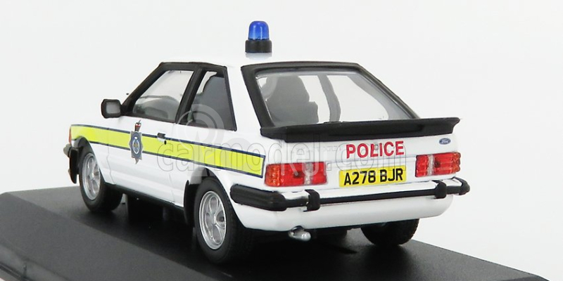 Vanguards Ford england Escort Mkiii Xr3i Police 1990 1:43 Bílá Žlutá