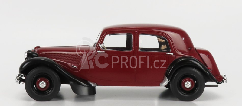 Whitebox Citroen Traction Avant 11bl 1956 1:24 Červená Černá