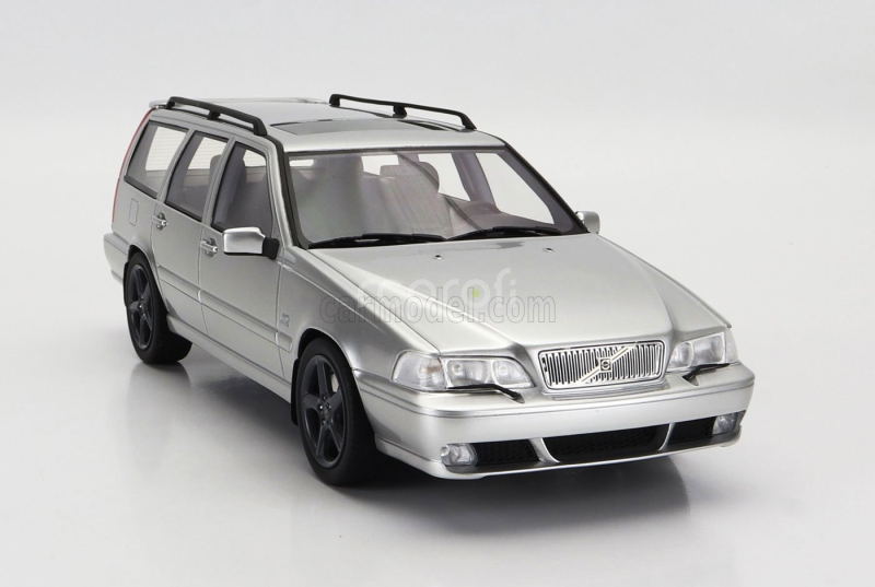 Dna collectibles Volvo V70 Sw Station Wagon 1998 1:18 Silver